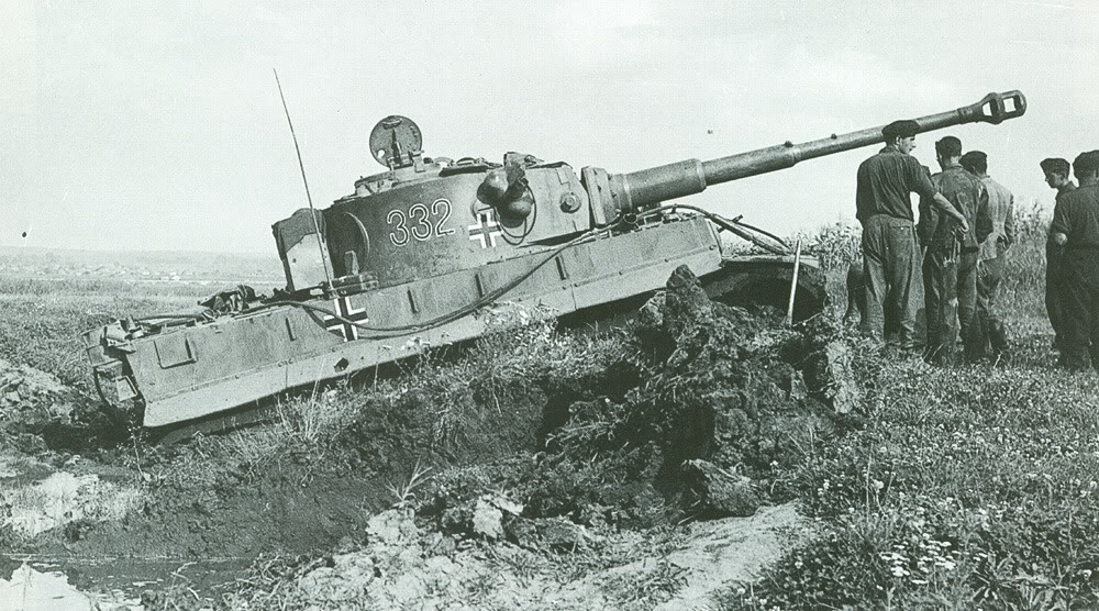 Panzer-Tiger-recovery-training.jpg