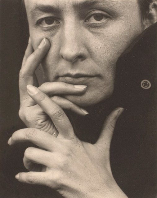 https://i.postimg.cc/sDbDXjH2/Alfred-Stieglitz-16.jpg
