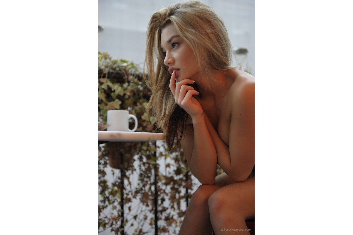 Nici Dee - Breakfast-0050