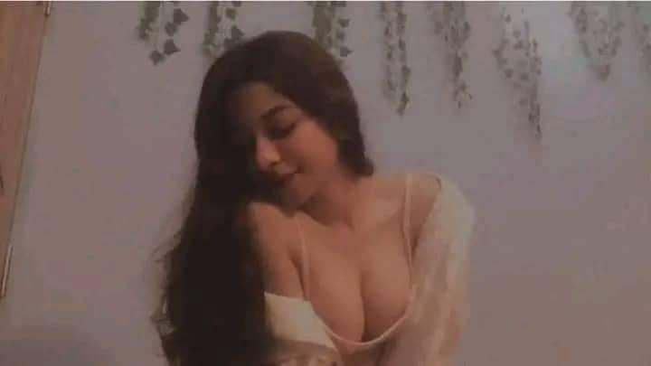 photo_6337065099986059260_x