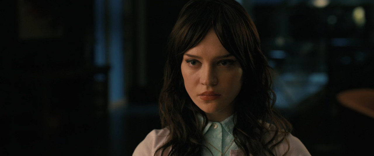 COMPAÑERA.mkv_snapshot_01.08.42.483