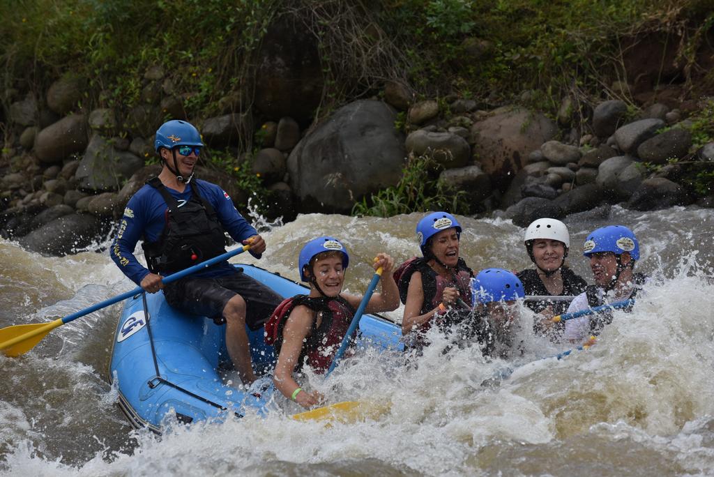 DE TORTUGAS Y PEREZOSOS. COSTA RICA 2019 - Blogs of Costa Rica - DIA 8. RAFTING EN ARENAL (5)