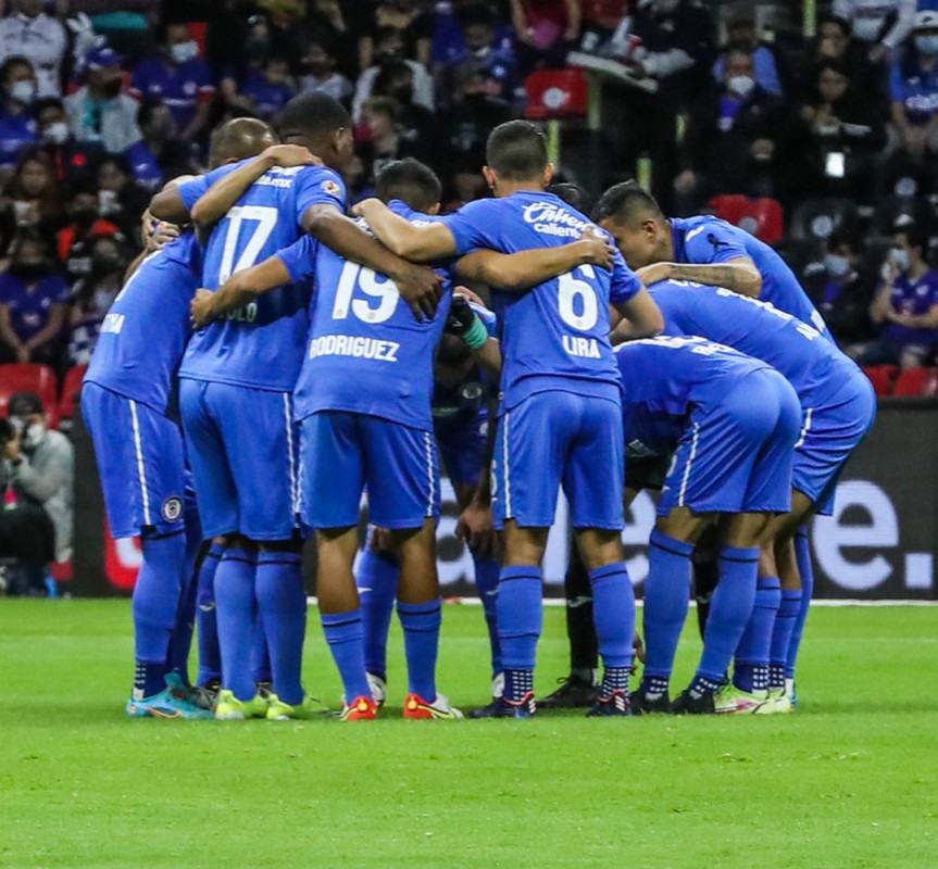 Santi Giménez anota en sufrida victoria del Cruz Azul contra Atlas