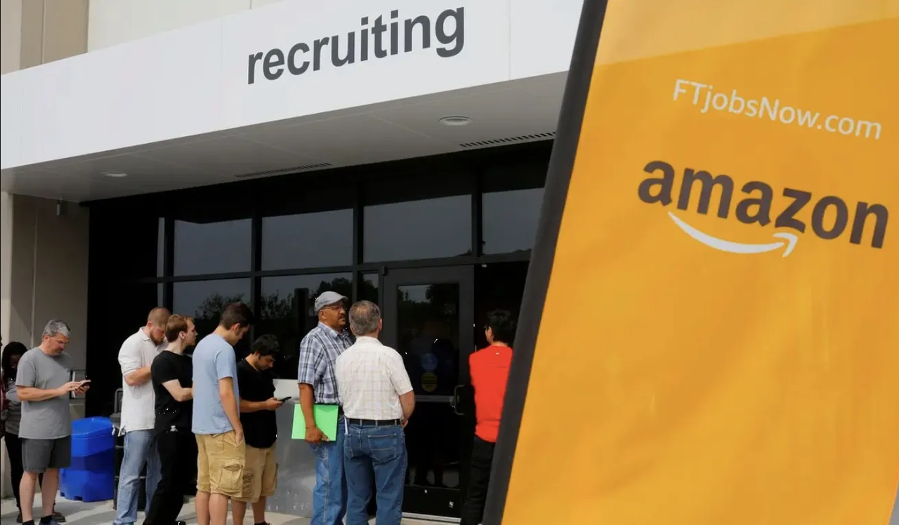 Amazon prefiere robots y ha comenzado a despedir a sus reclutadores