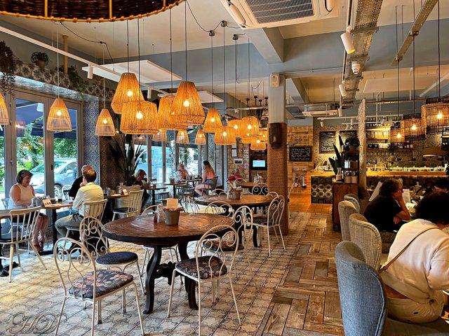 Bistro-cafe-W-HD-Aug-1.jpg