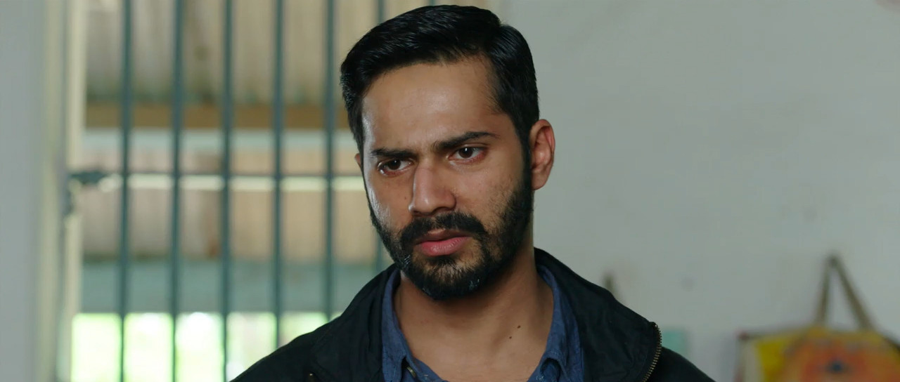 Badlapur 2015 WebRip [Hindi] 480p 720p ESub Screenshot