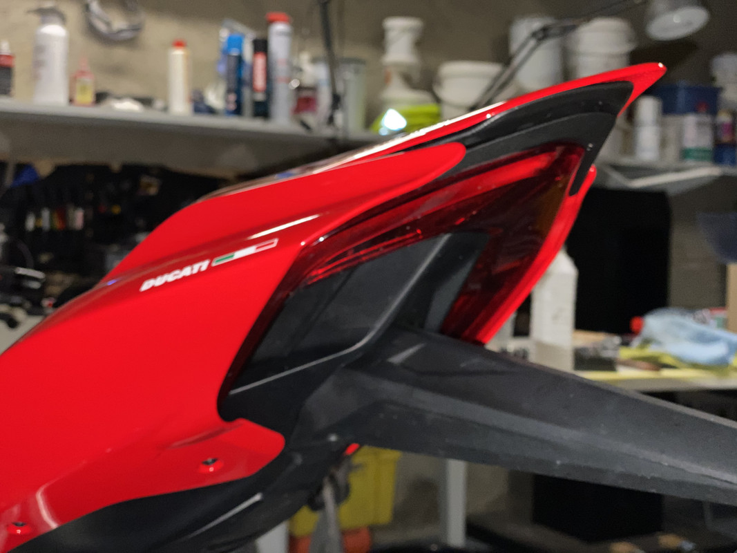 E05B0E33-962F-4BA9-9E14-6180633F64A5