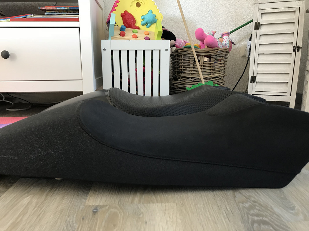 D8C29648-0948-4F45-8226-C0B662193AE9