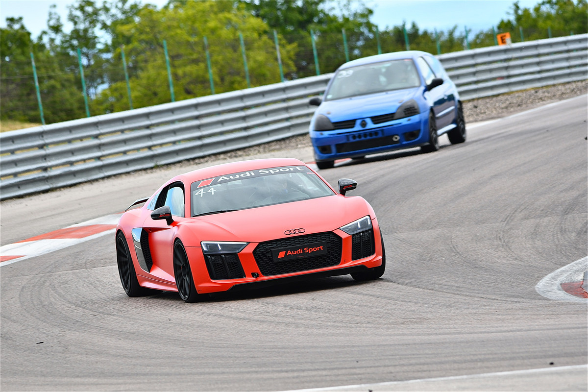 36AC3B14-563C-4C15-AD72-45B2495E4C4A