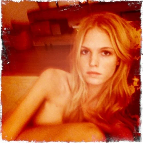 in-love-with-erin-heatherton-nudes-15