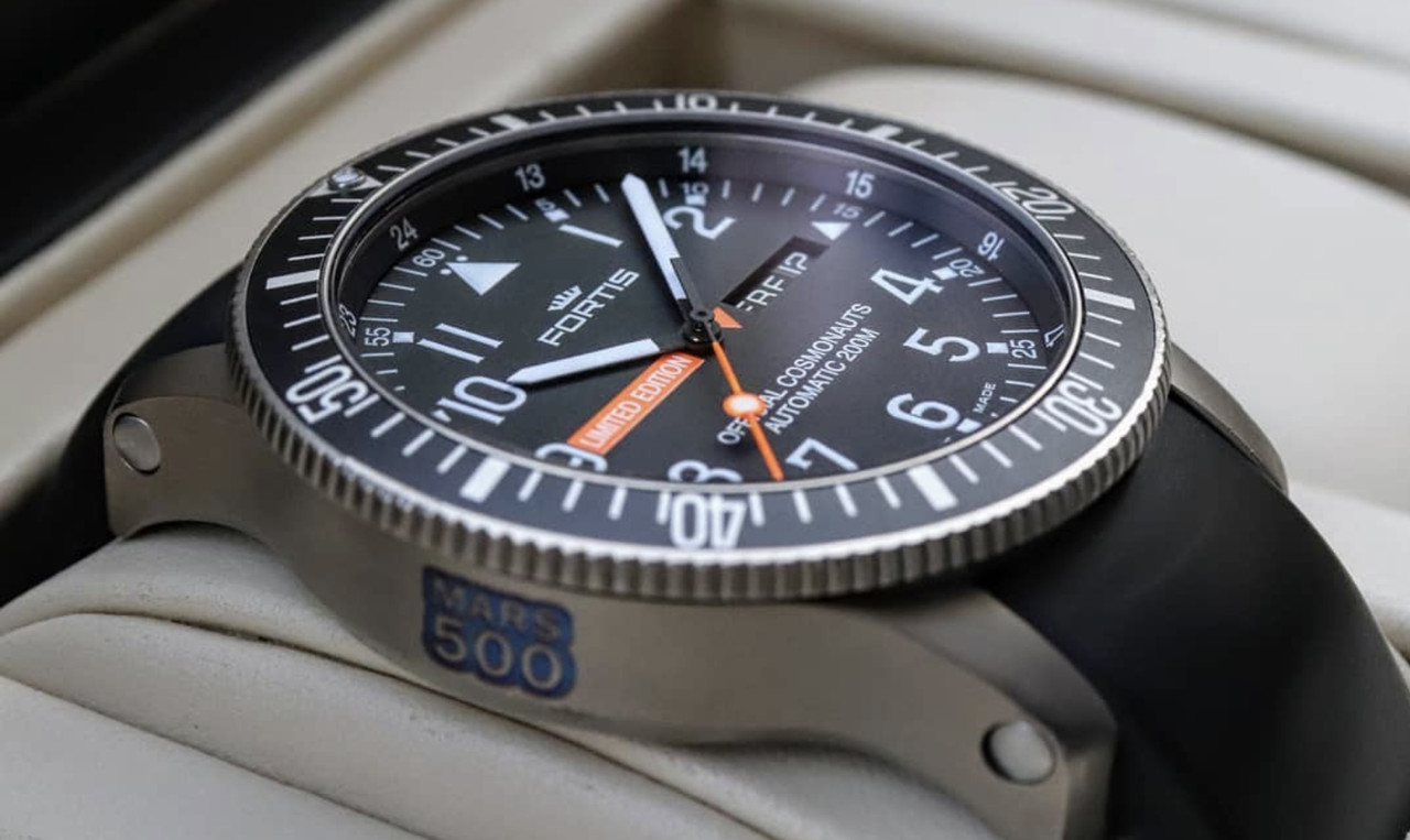 9B9DCF27-EBEB-424E-8937-D0B554D4FD84