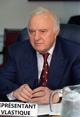 "j’ai plus toute mes dents, mais c’est moi le représentant !"