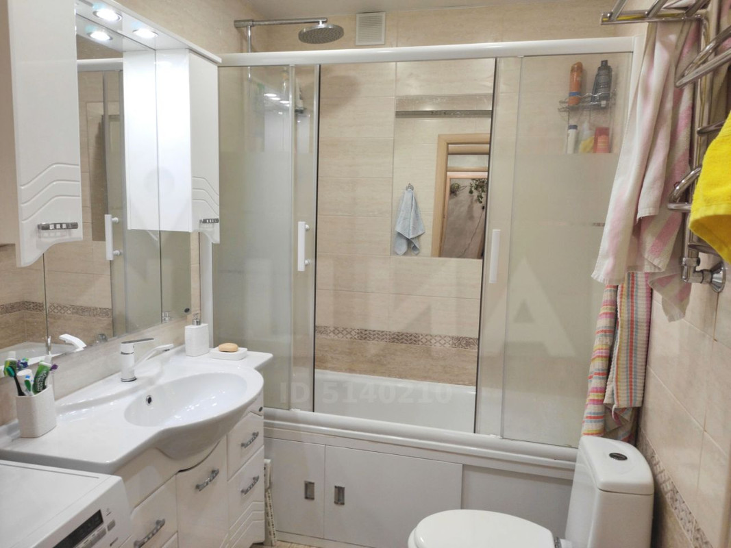 DB44FF55-2A1F-47EE-B275-271C8861D822