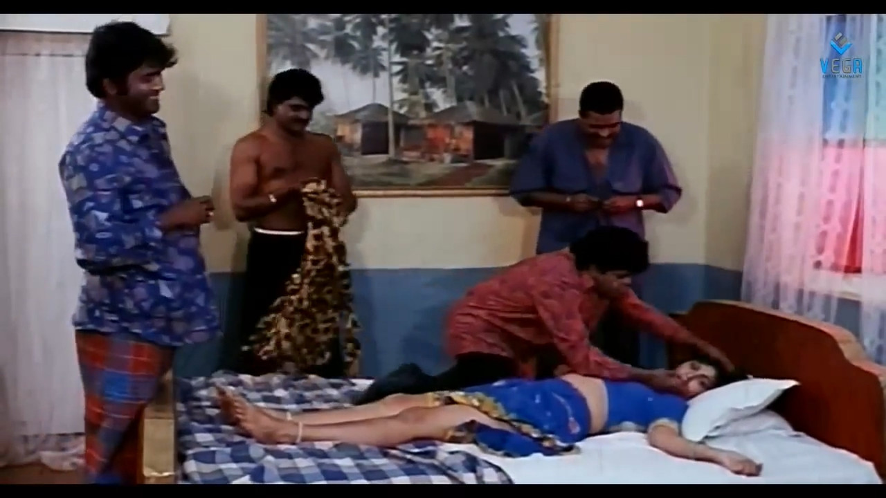 Dolly Minhas Palviahgam Avi - Villains Troubles a Women_4MxpygcjgQs.mp4_20220519_115056.267