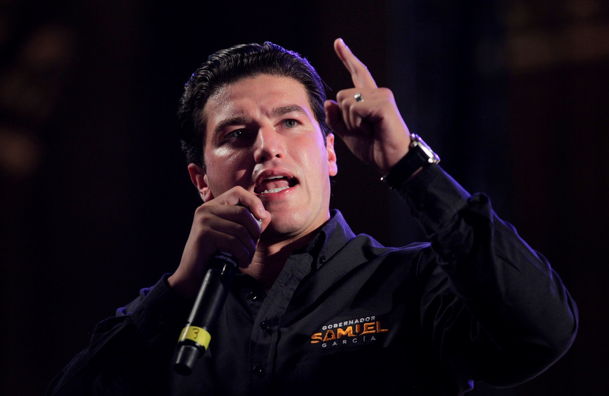 Samuel García ¿Deja sola a Mariana Rodríguez en el gimnasio?