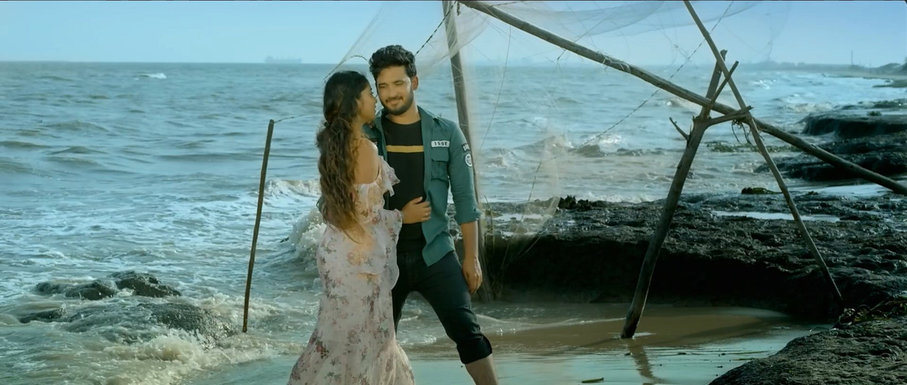 Pyar Hi Pyar 2021.1080p.AMZN.mkv_snapshot_17.57_[2021.07.09_16.47.52]