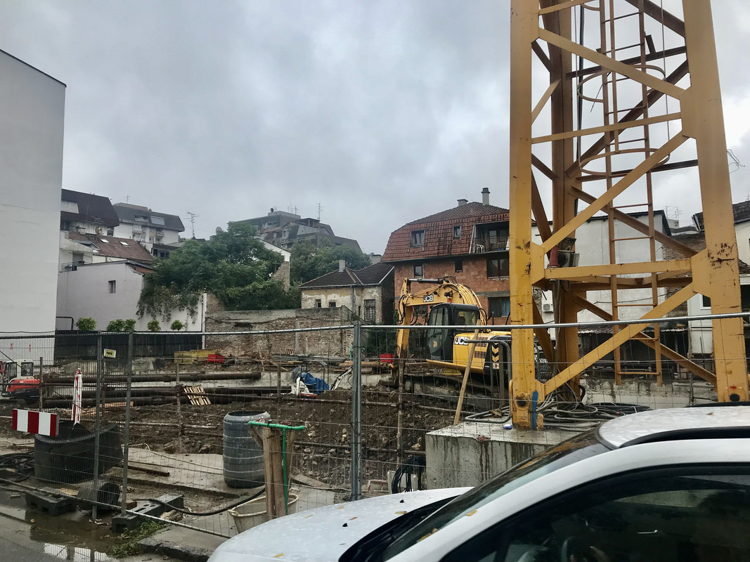 D5C5DF9B-2DAE-4152-A8B0-9729F4CB11A1