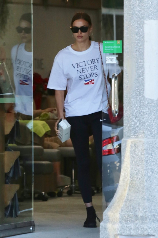 70E6C166-3A8C-4ED1-8ACA-41D90FFA5C74