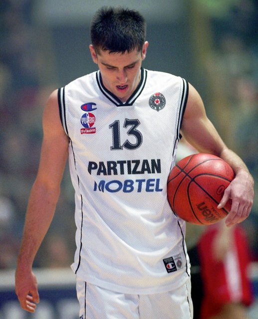 Milos-Vujanic-Partizan-827x1024.jpg
