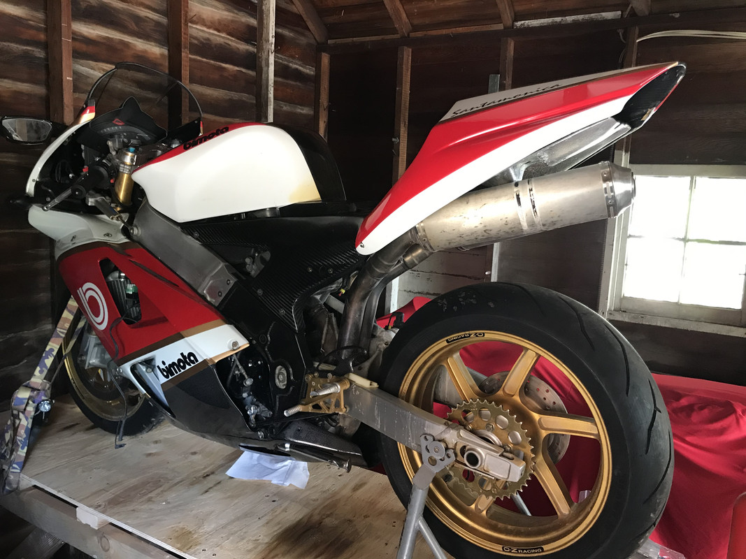 ADBCA6F4-A00E-40D8-B28C-2FBFA713405E