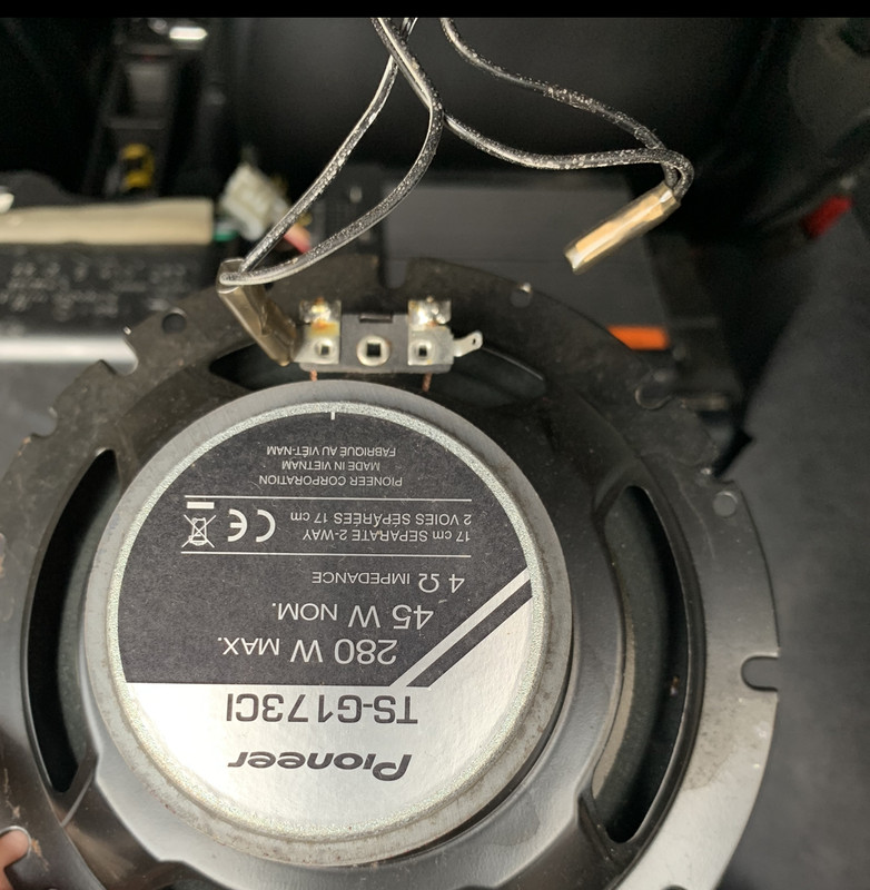 A78ED7F9-708E-4DE8-B320-3BC1F84A7B81