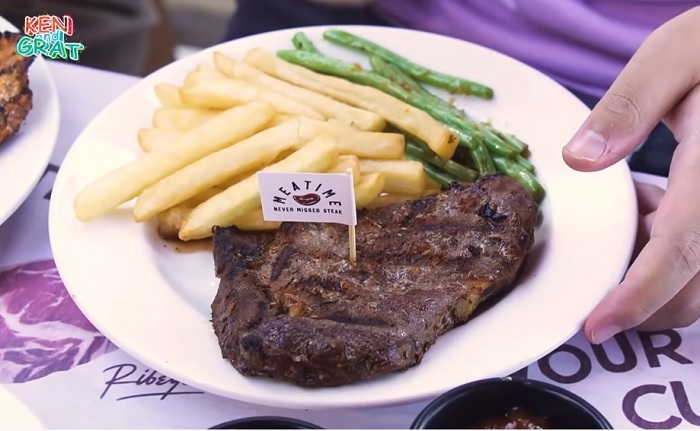 Meatime menjual daging impor, yakni Australia Beef.