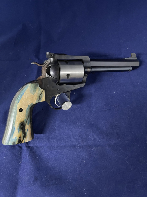 FDAF3F51-C205-43E6-AE05-AB2BAC88D2AA