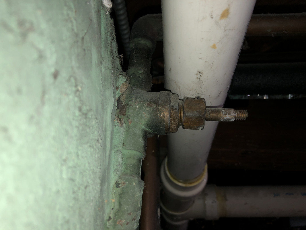 Outdoor Hose Spigot Shut off Valve in the Way