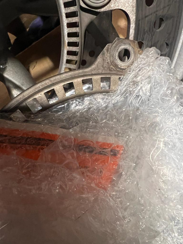 2FB94B00-71BE-41A3-9CDE-B613756F47D2