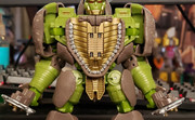 Kingdom-Rhinox-In-Hand-Images-07