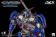 DLX-TF5-Optimus-Prime-PO-whit-logo-15-1