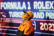 [Imagen: f1-gp-turchia-istanbul-giovedi-media-75.jpg]