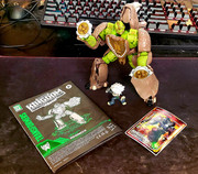 Kingdom-Rhinox-In-Hand-Images-01