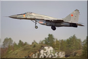 31 GvIAP MiG-29S, 02 red 1992
