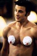 Chris-Evans-superficial-guys-106