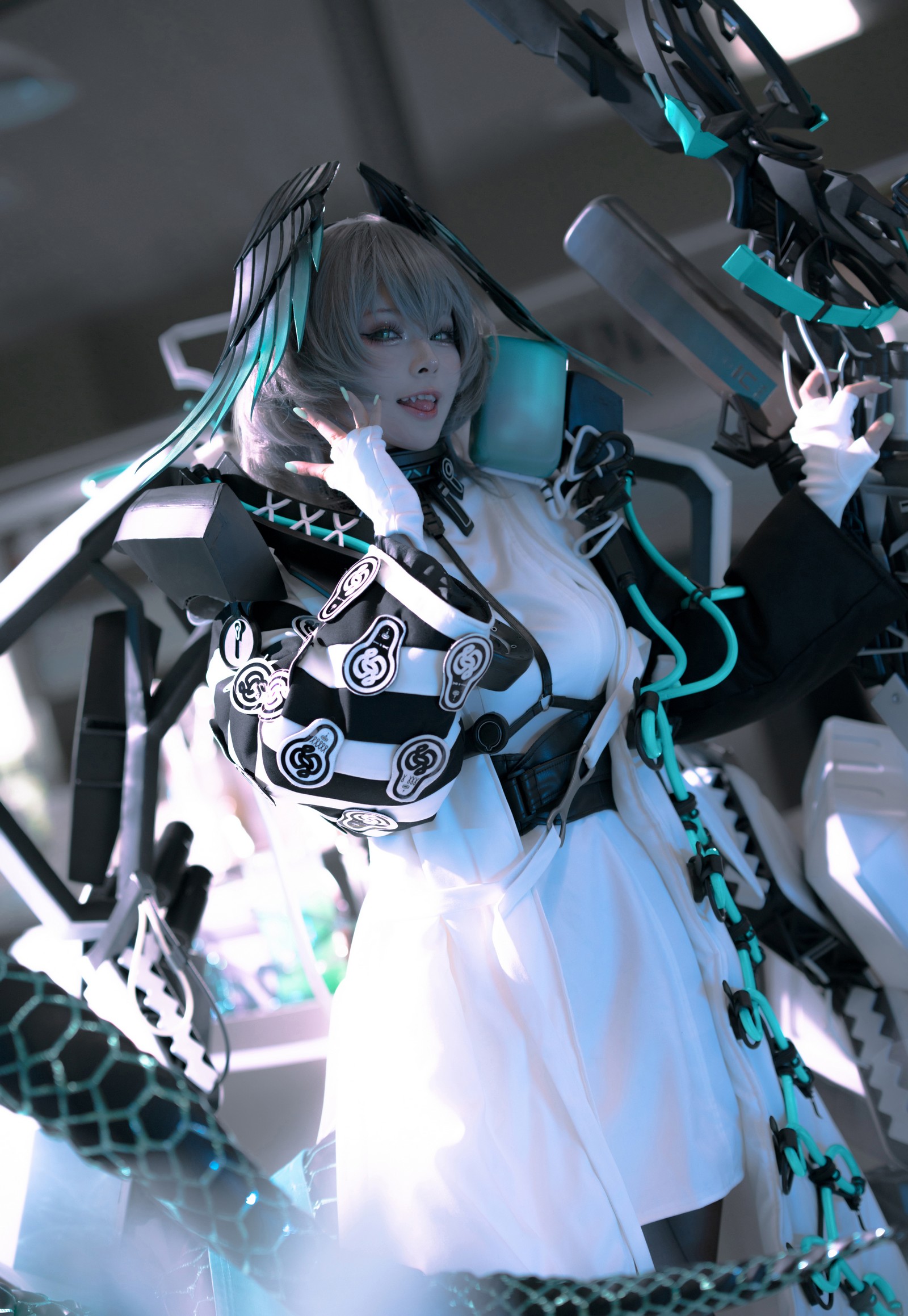 w百合欧皇子w 霍尔海雅写真集 – 二次元角色COS 高清图 [18P-193MB]插图8