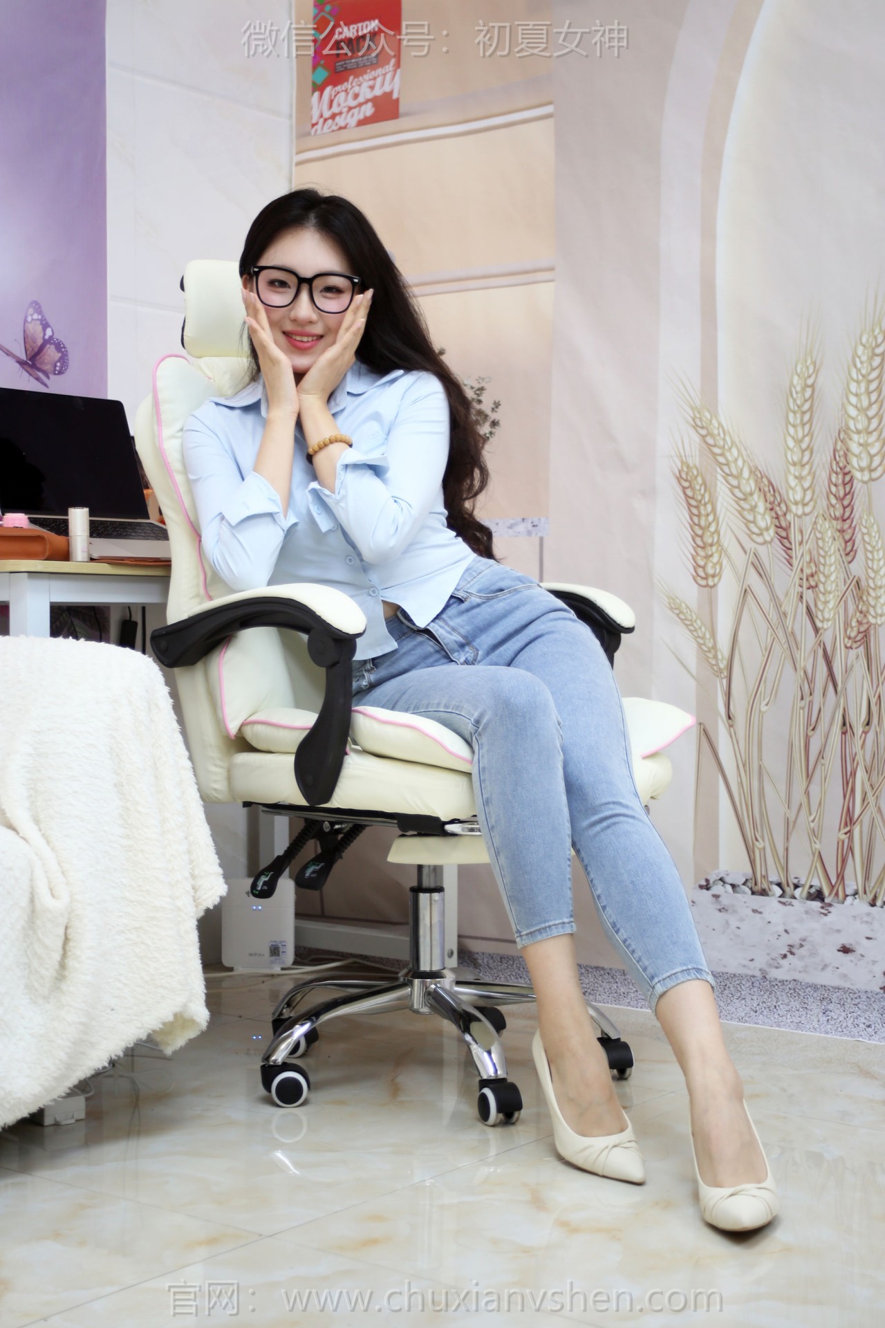 夏小小nude《初夏女神》写真，室内的，清新与优雅的双重享受插图1