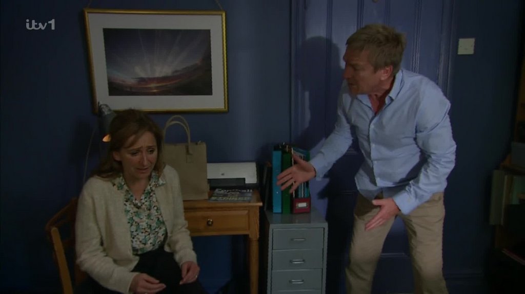 [Image: zc1myc18gmm1.jpg]