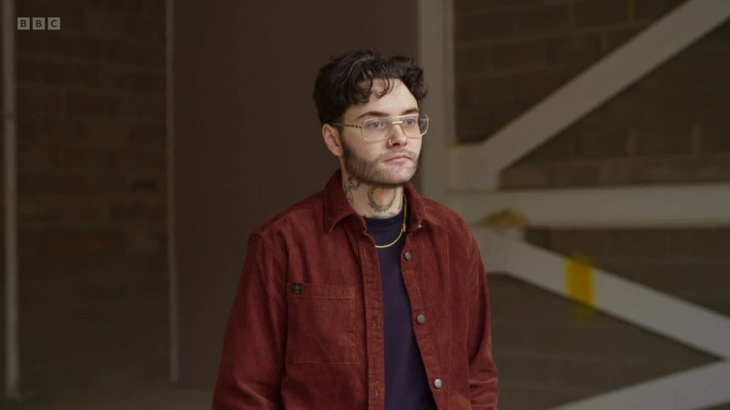 [Image: kbm8l426zxua.jpg]