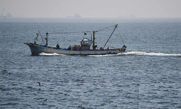 Fishing-boat-750.jpg