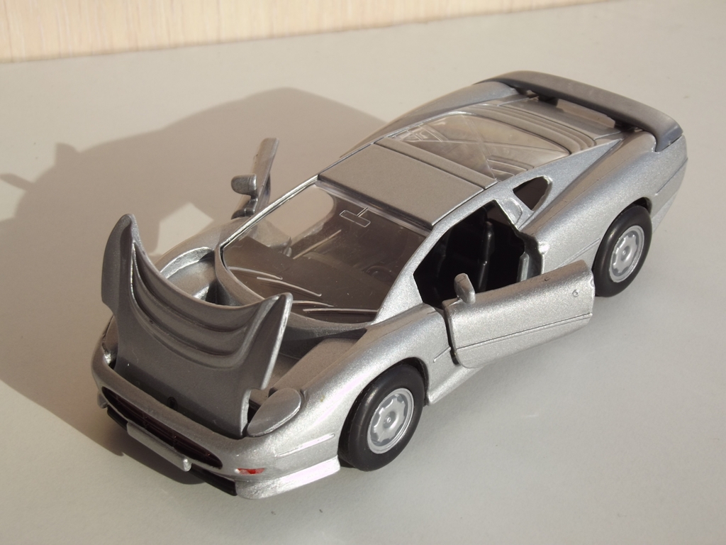 Купить Модель Ягуар Xj220 Масштаб 1 18