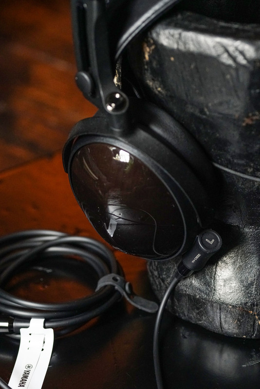 YAMAHA_YH-C3000_HIFI_Bordeaux (7)