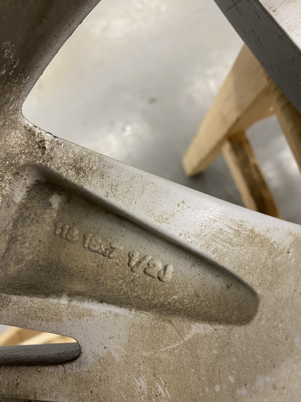 8984C71A-DDD3-49F0-A70E-7957EE9F1BBA