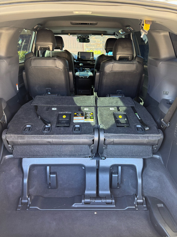 Vehicle thumbnail 12