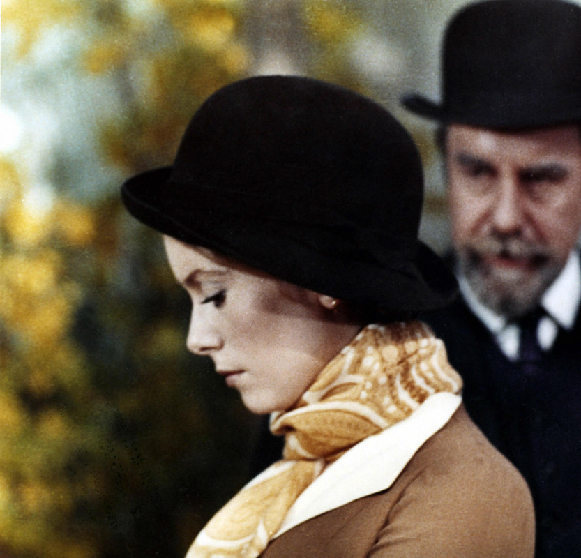 catherine_deneuve_md29