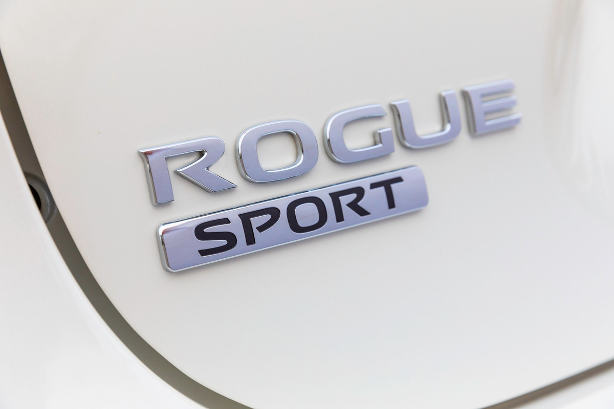 2020 Nissan Rogue Sport (13)