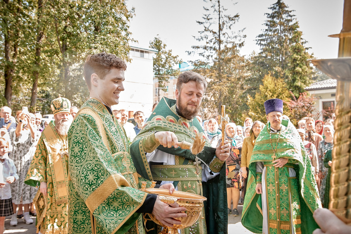 Empty-Name-320-resized