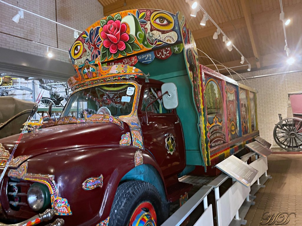 circus-truck-2-HD.jpg