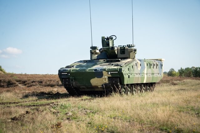 [Image: Rheinmetall-Lynx-KF41.jpg]