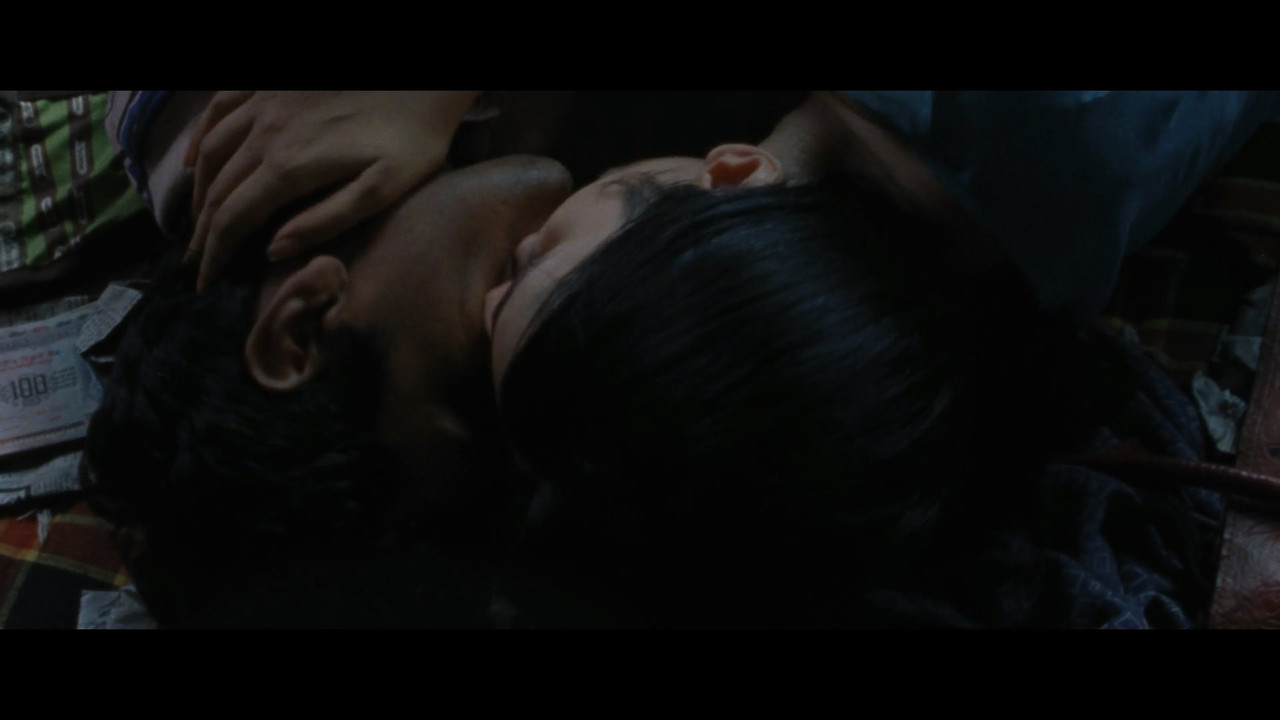 Miss.Lovely.2012.1080p.NF.mkv_snapshot_04.42_[2021.07.14_11.03.09]